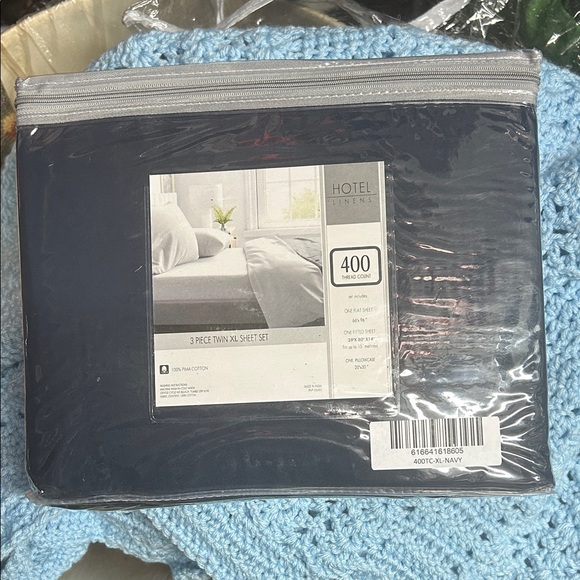 Navy Sheet Set - Picture 1 of 5